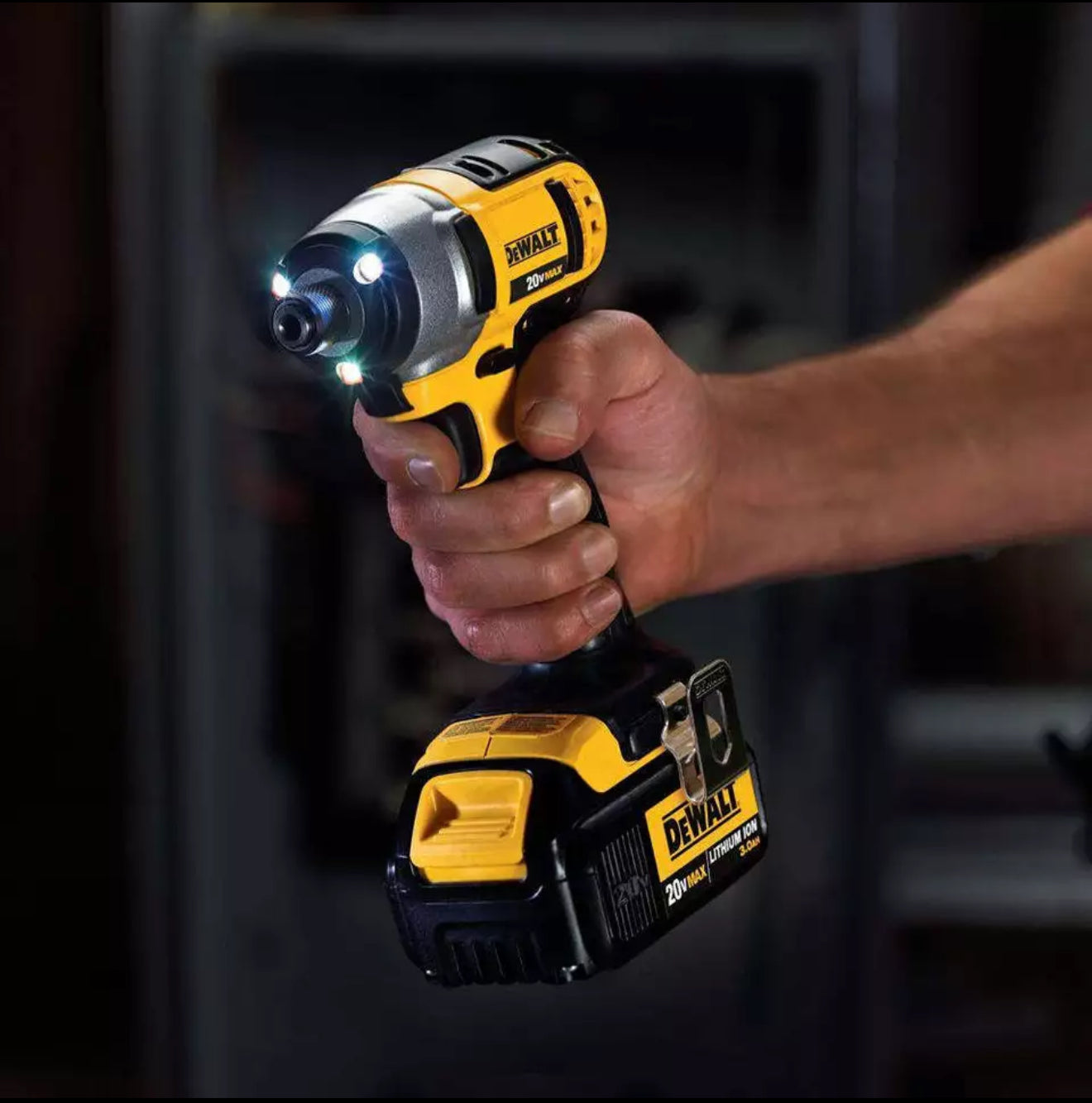 DEWALT DCK240C2 20V MAX 2-Tool Combo Kit (1.3 Ah) New